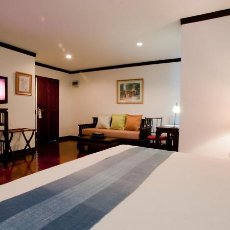 Cucumber Inn Suite Pattaya Esterno foto