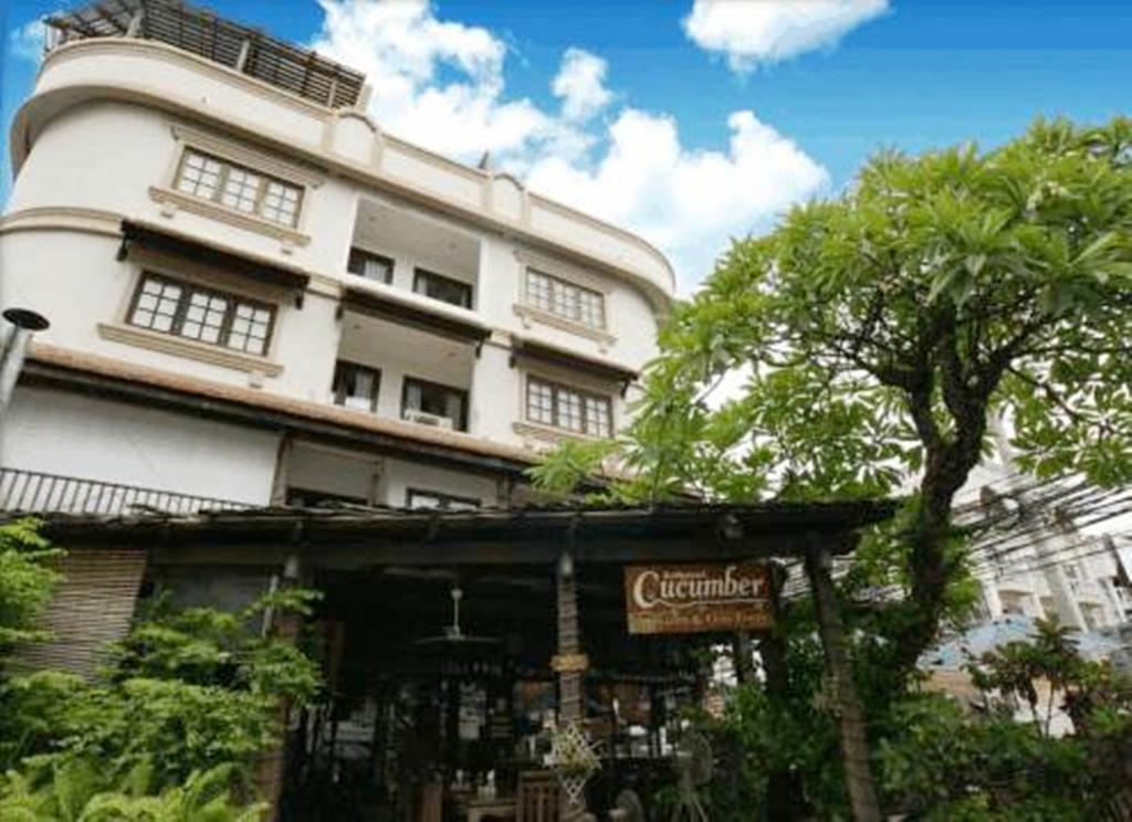 Cucumber Inn Suite Pattaya Esterno foto