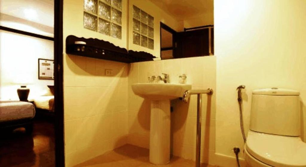 Cucumber Inn Suite Pattaya Camera foto